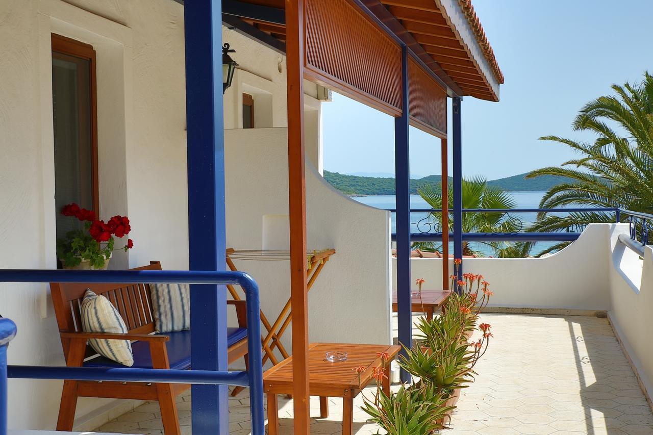 Uzhan Beach Hotel Bitez Exterior photo