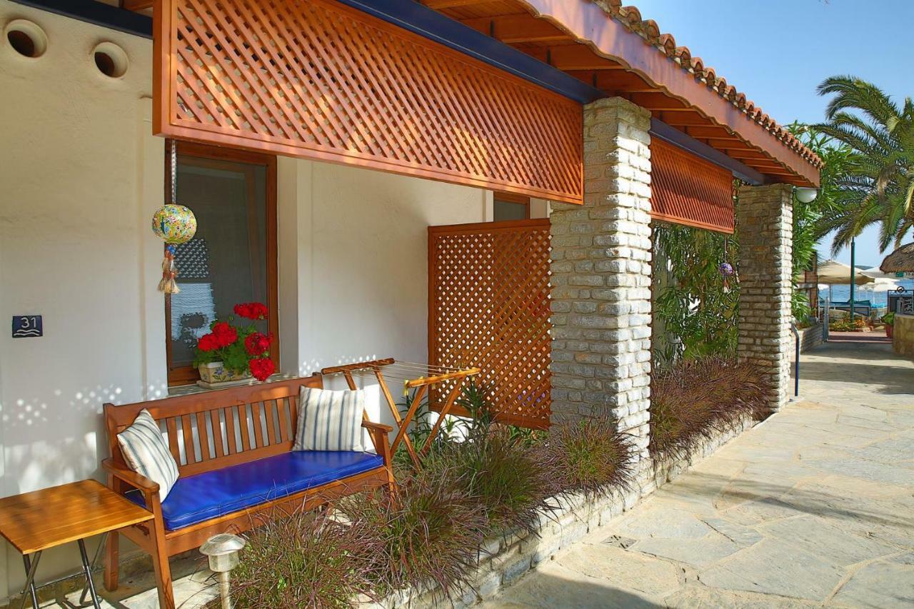 Uzhan Beach Hotel Bitez Exterior photo